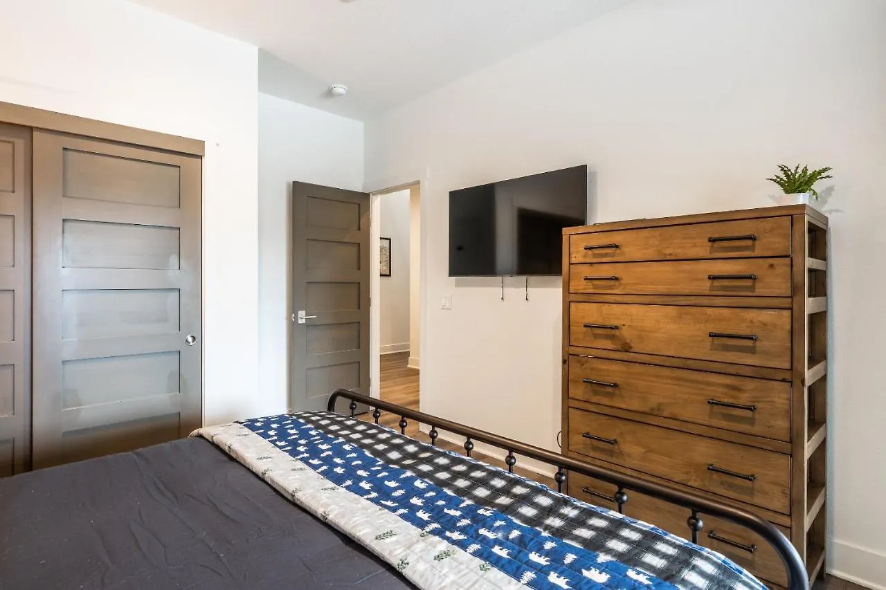 Holiday home Snowcreek Resort: Newly Built 3-Bed Creekhouse with Mountain Views Mammoth Lakes